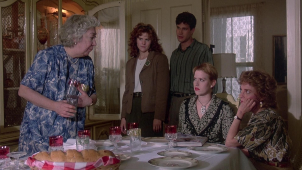 Betsy'nin Düğünü (1990) izle