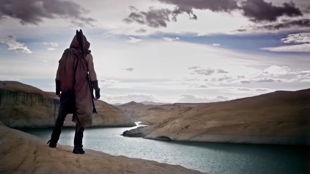 Extinct 1. Sezon 2. Bölüm izle